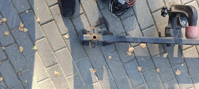 Hak holowniczy do e61