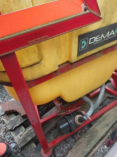 Opryskiwacz podwieszany z wentylatorem