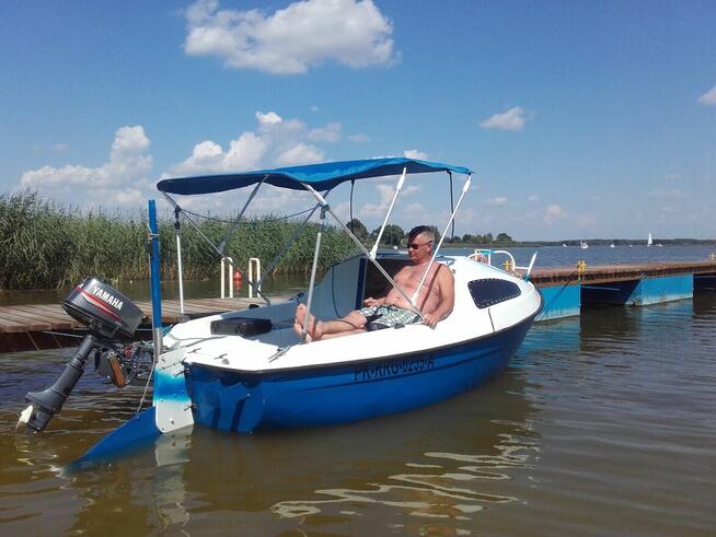 Żaglówka - łódż BEZ 2 kabinowa