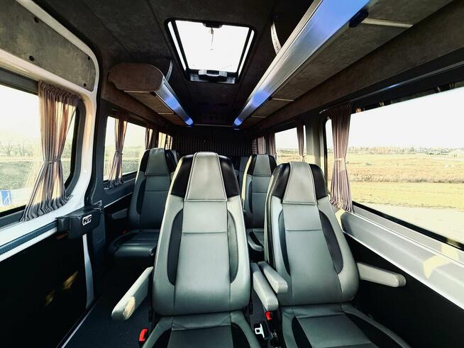 Przewóz osób - bus VIP + kierowca