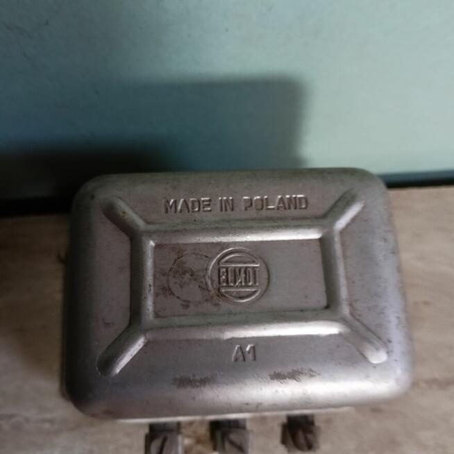 REGULATOR NAPIĘCIA PRĄDNICY FIAT 126P MALUCH = i inne cześc