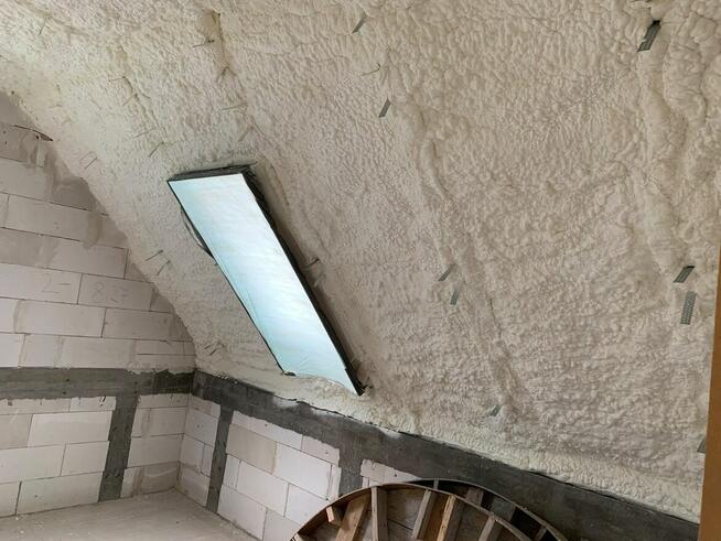 Piana Poliuretanowa, izolacje natryskowe