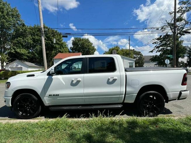 Ram 1500 Sport crew cab 4wd