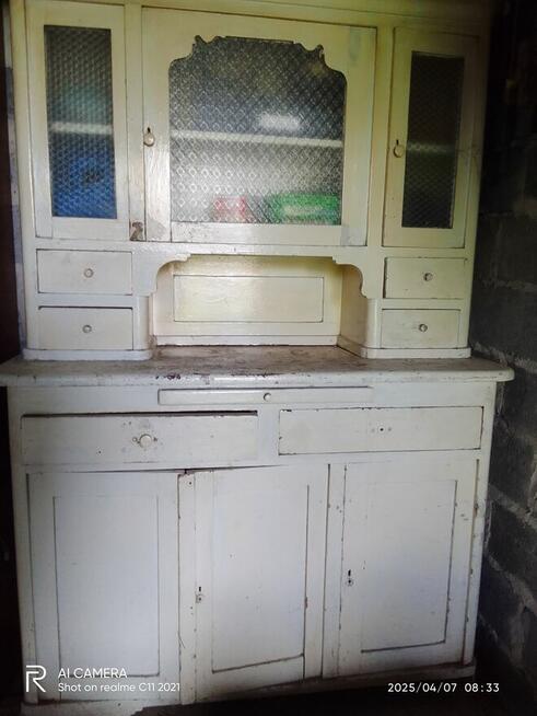 Kredensy zabytkowe...