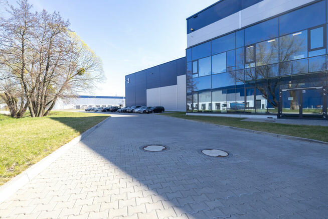 Obiekt biurowy*Hala produkcyjna*Klecina/ul.Targowa