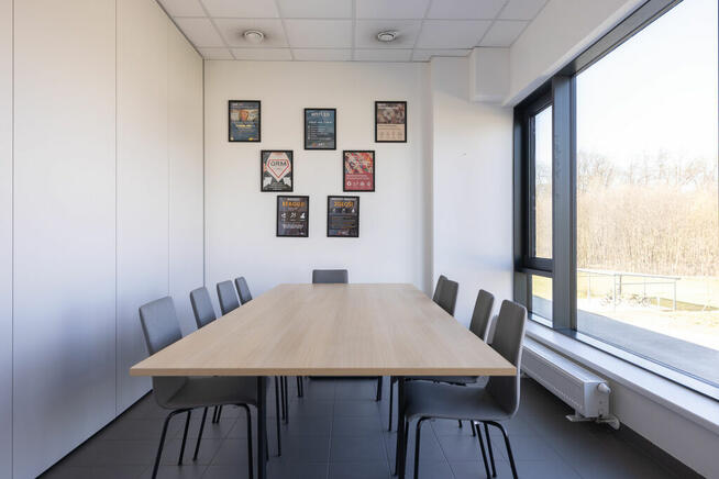 Obiekt biurowy*Hala produkcyjna*Klecina/ul.Targowa