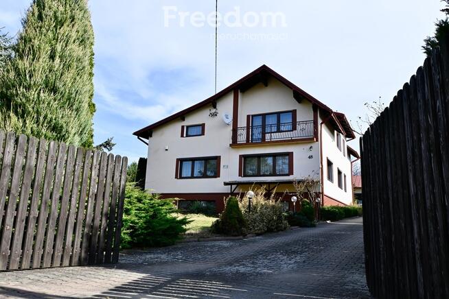 Dom z dużą działką, sadem i własnym lasem