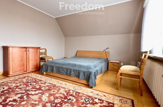 Dom z dużą działką, sadem i własnym lasem