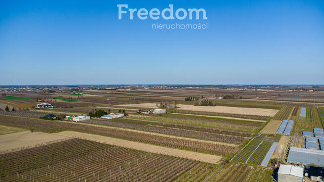 Działka usługowa przy autostradzie S7, 3,37 ha