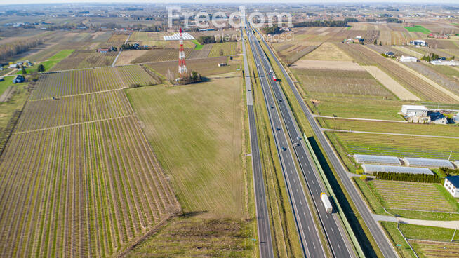 Działka usługowa przy autostradzie S7, 3,37 ha