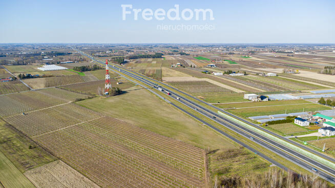 Działka usługowa przy autostradzie S7, 3,37 ha