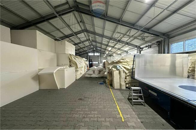 Hala magazynowa przy DK 935 Żory-Pszczyna