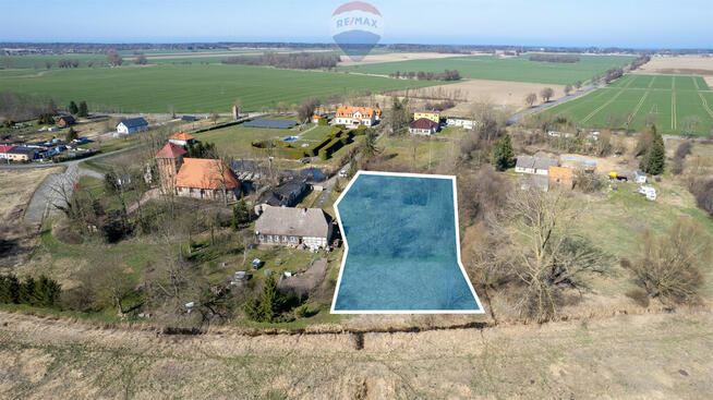 Piękna działka ze stawem, 3 km od morza: Śmiechów