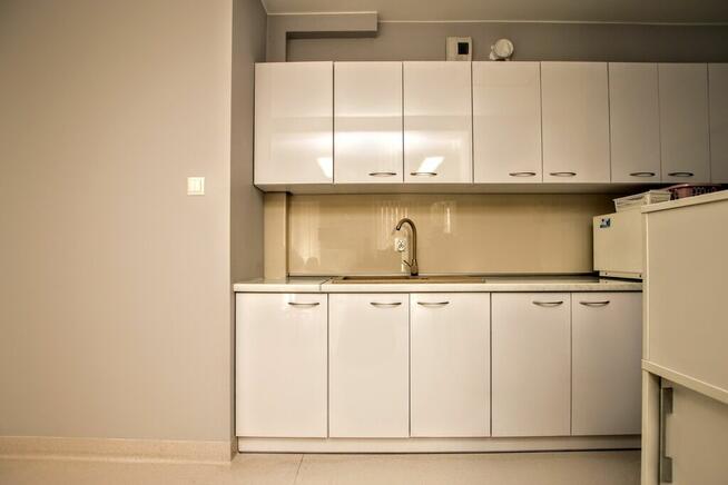 lokal do współdzielenia / idealny dla stomatologa