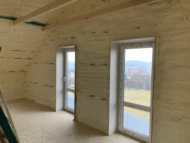 Ocieplenia natryskowe Pianką Poliuretanową