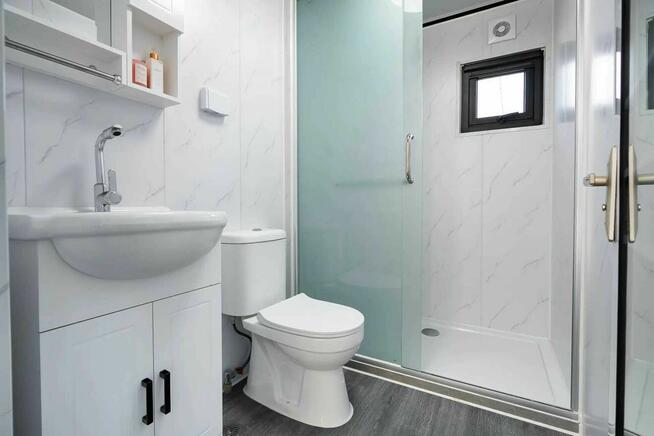 Nowoczesny Domek Holenderski Całoroczny - Oferta Premium!