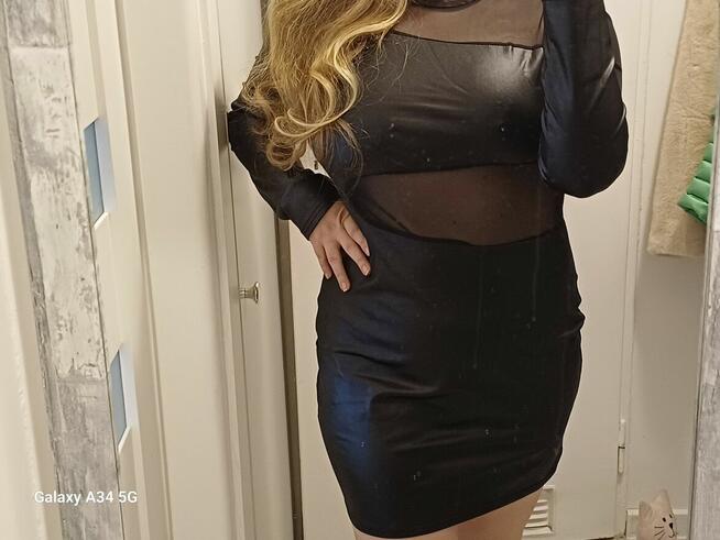 Sukienka z prześwitami, XL