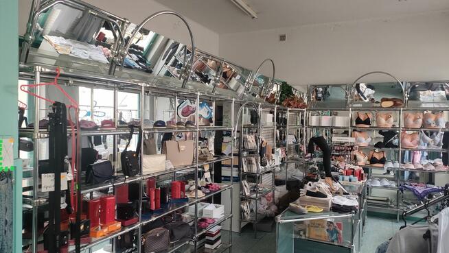 Sprzedam regały sklepowe, rurkowo kulowe