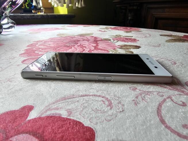 Sony Xperia Z5 E6653 Biały 3/32GB Android 12. Stan jak nowy`