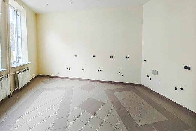 Jarosław, Mickiewicza – lokal NR 2 inwestycyjny na sprzedaż