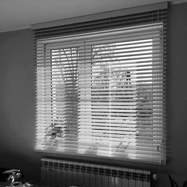 Żaluzje drewniane, bambusowe 50 i 25 mm.