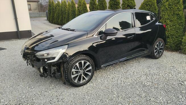 Renault Clio Po oplatach