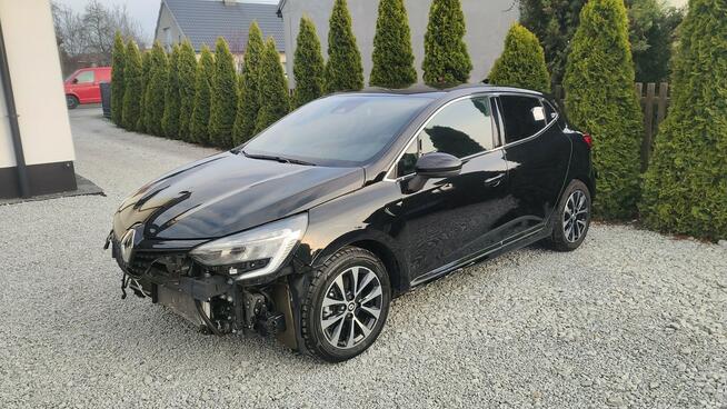 Renault Clio Po oplatach