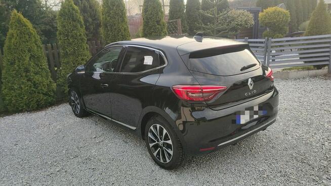 Renault Clio Po oplatach