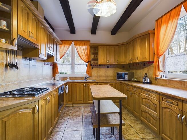 Dom drewniany przy Marinie