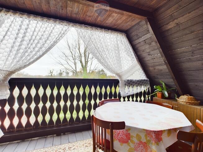 Dom drewniany przy Marinie