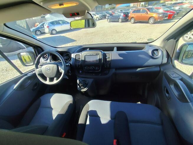 Opel Vivaro 1.6BiTurbo 9osób "Raty"