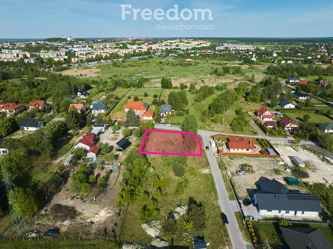 Dwie działki budowlane 9 i 12 arów, Asnyka