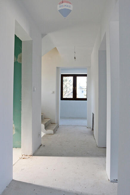 Dom wolnostojący blisko centrum