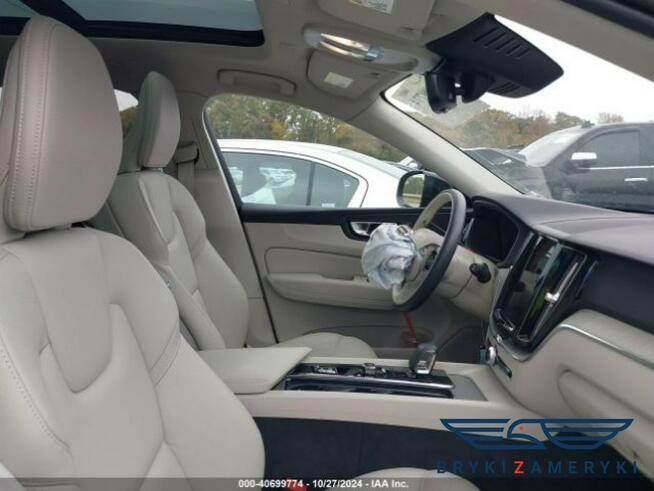 Volvo XC 60 XC60 B5 Plus Dark Theme