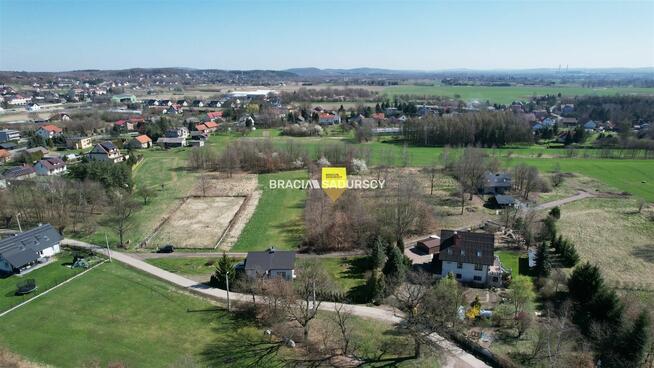 Działka budowlana Wołowice gm. Czernichów, Wiosenna