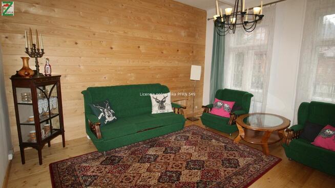 Drewniany dom wolnostojący