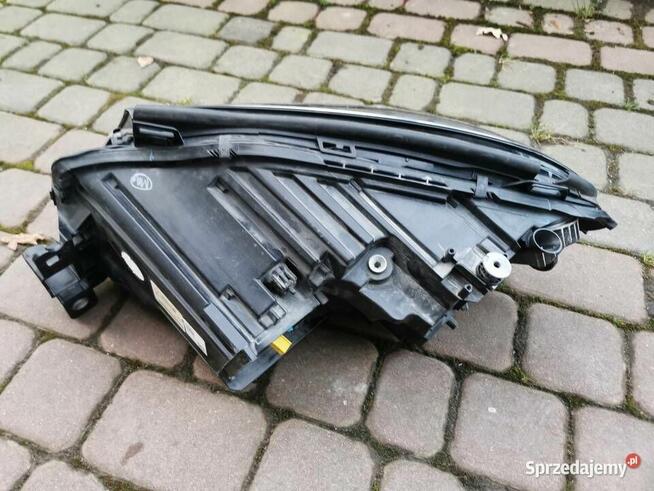 Reflektor przedni prawy Mercedes-Benz GLE W166 A1669064003