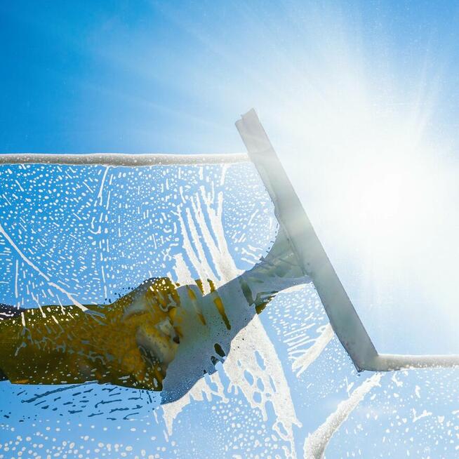 Mycie okien tanio i dobrze