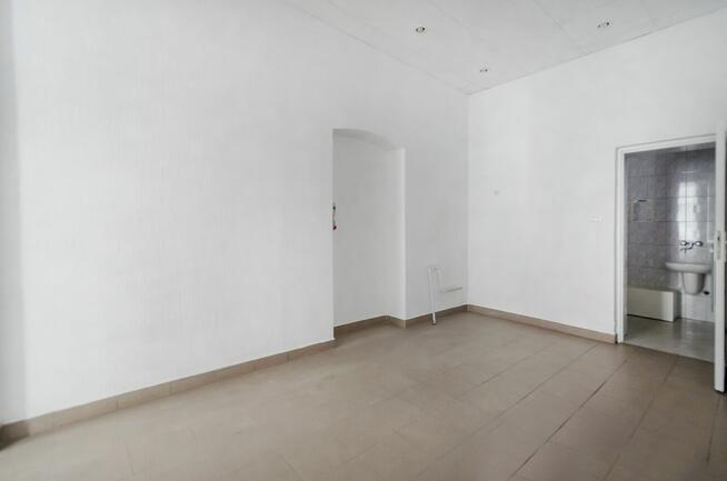 Jarosław, Mickiewicza – lokal NR 2 inwestycyjny na sprzedaż