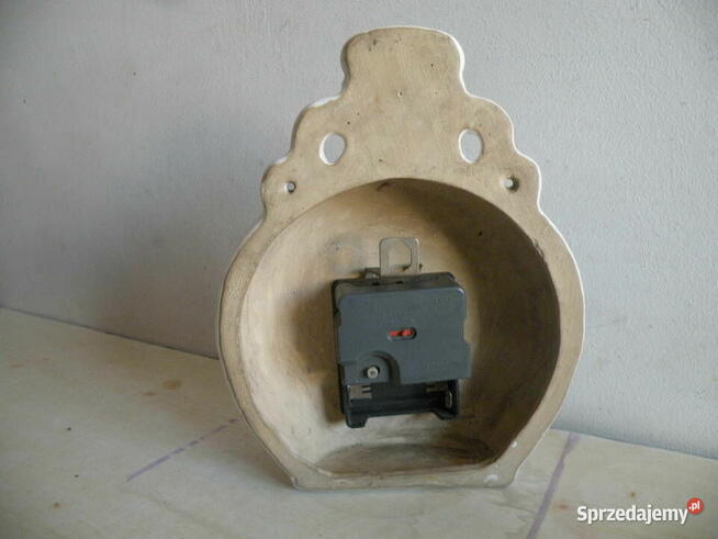 Zegar z PRL-u , Mera poltik