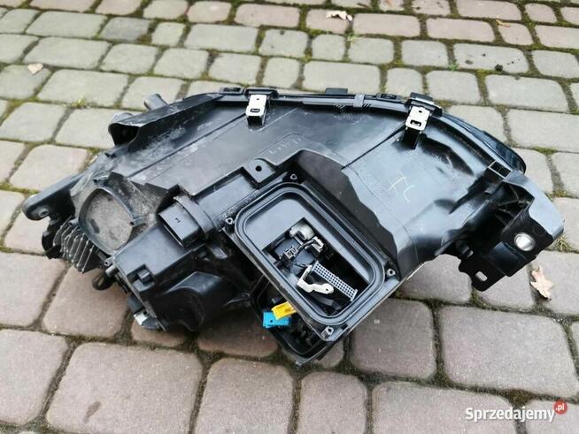 Reflektor przedni prawy Mercedes-Benz GLE W166 A1669064003