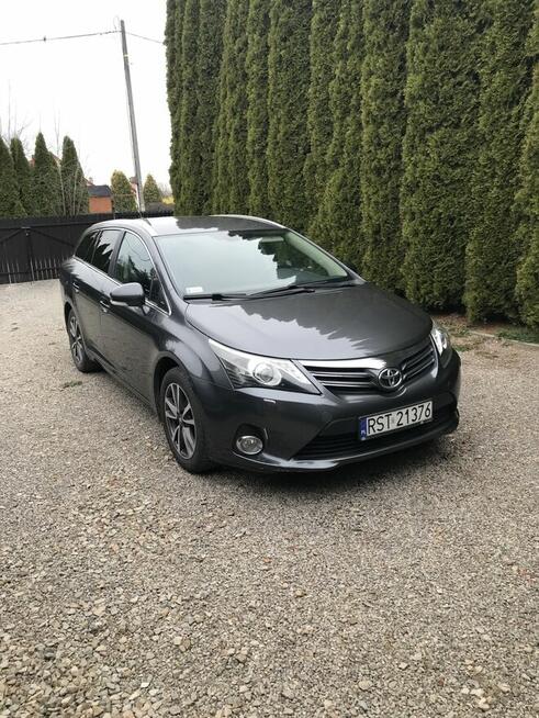 Sprzedam Toyota Avensis kombi