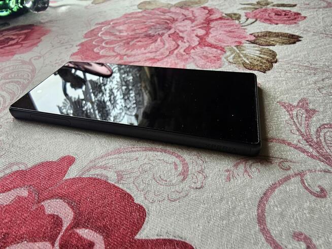 Sony Xperia Z5 E6653 Szary 3/32GB Android 12. Stan jak nowy