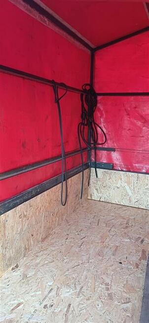 Przyczepa z plandeką