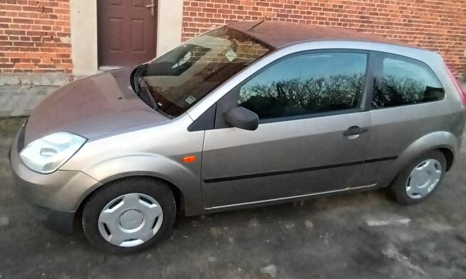Sprzedam Forda Fiestę
