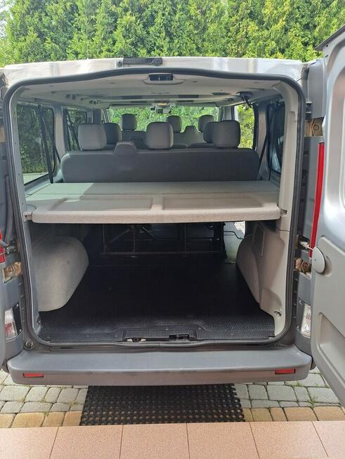 Wynajem Busa 9-osobowy