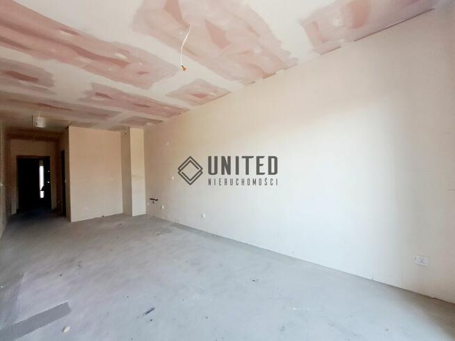 Okolice ul. Pięknej Balkon/Komórka/Parking