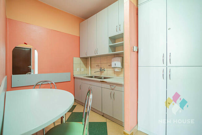 Lokal 367 m2, centrum, parter