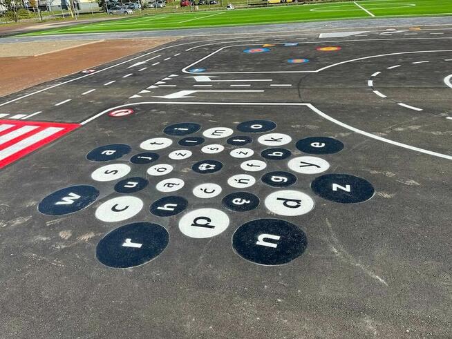 Gry podwórjowe, Gry Chodnikowe, Wielkoformatowe, Terenowe,