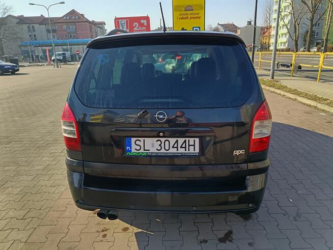 Opel zafira a opc 246 koni